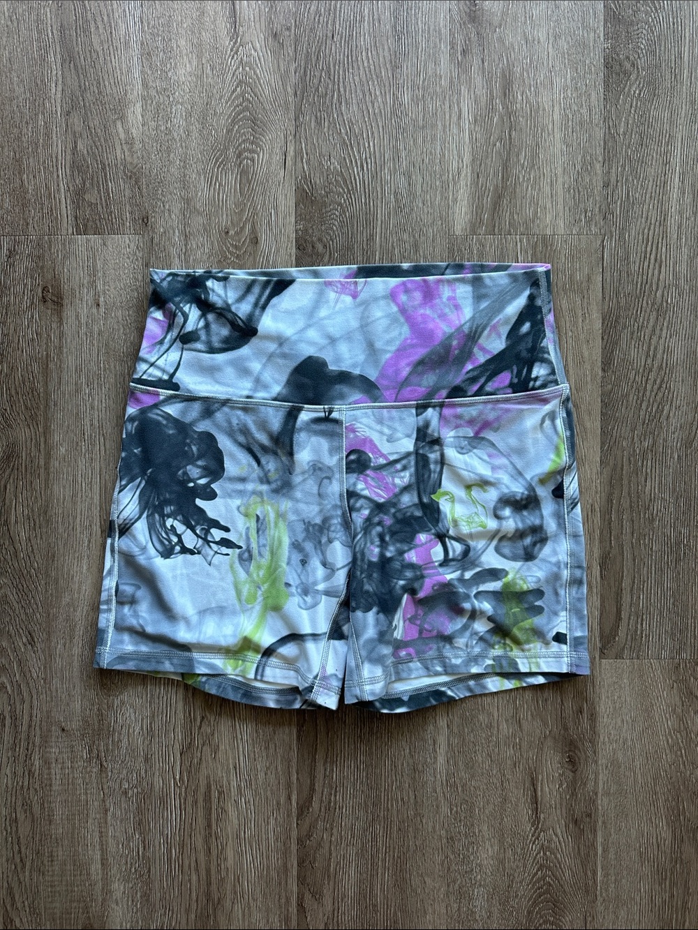 Lululemon Align High Rise 6" Short Unicorn Throwback White Multi Size 12
